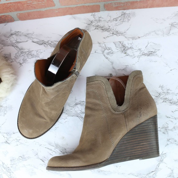 lucky brand yenata wedge bootie